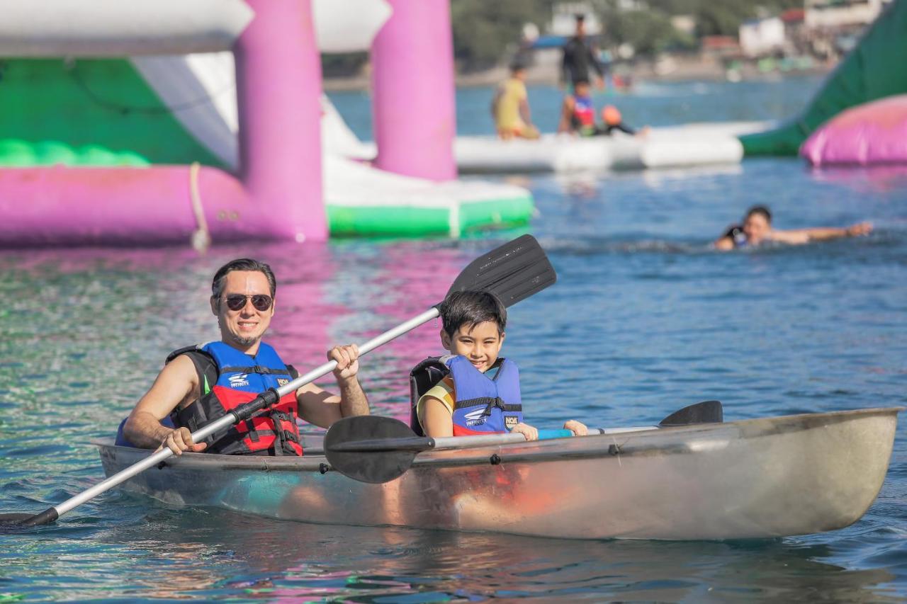 Whiterock And Waterpark Resort Subic Bay