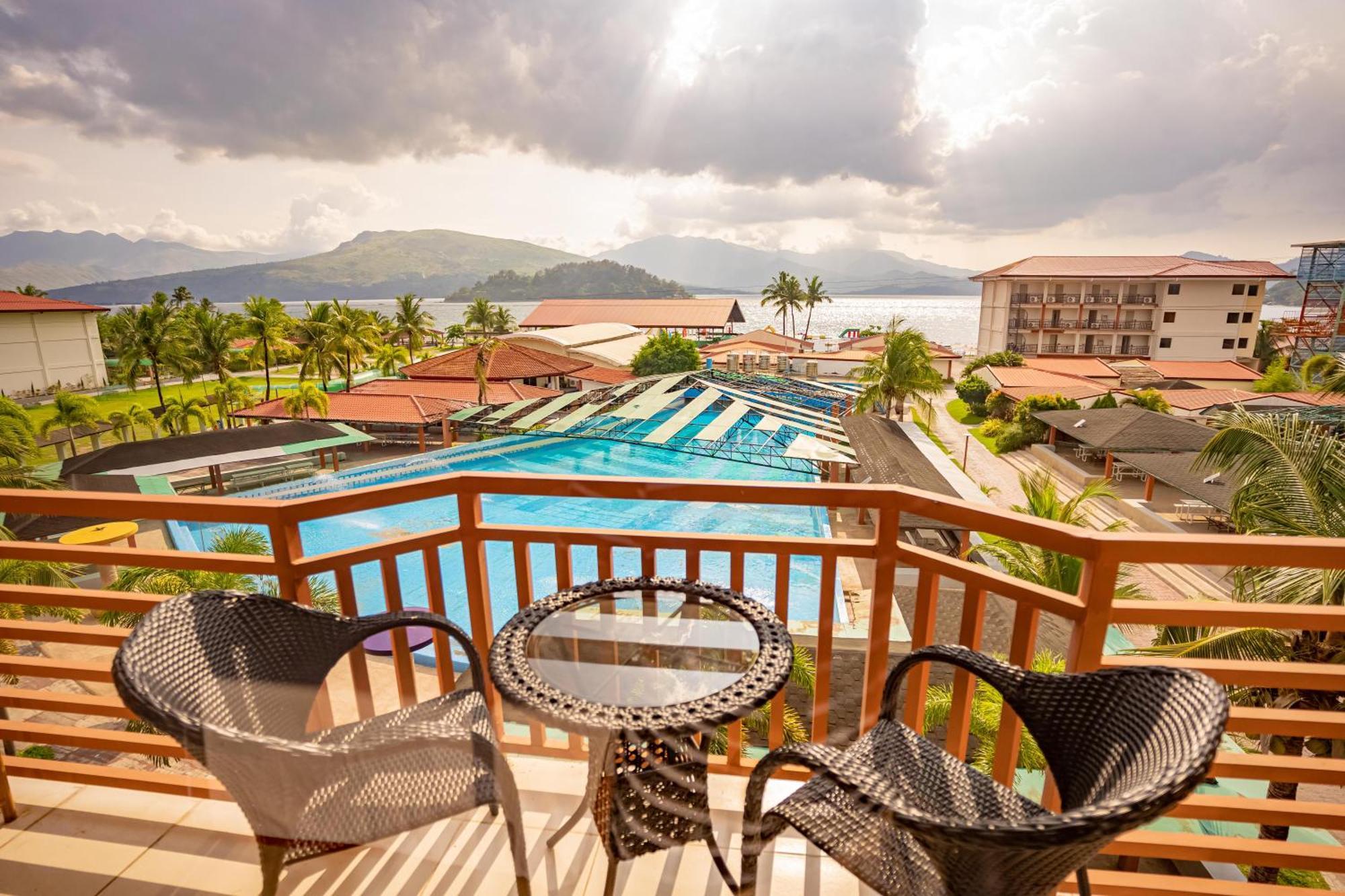 Resort Whiterock And Waterpark 3*