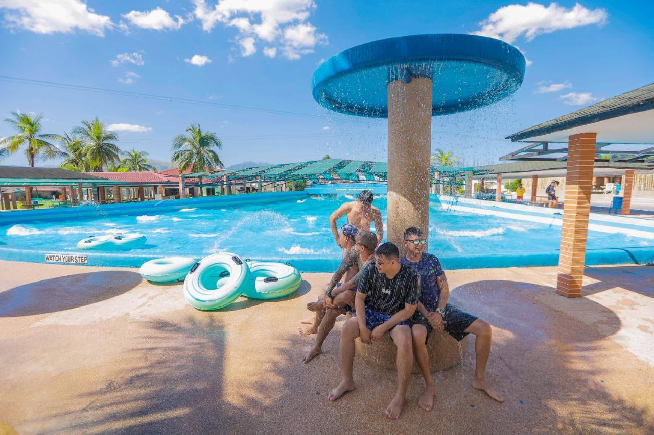 Resort Whiterock And Waterpark 3*